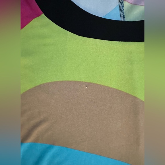 Multicolor Short Sleeve Dress - Picture 5 of 5